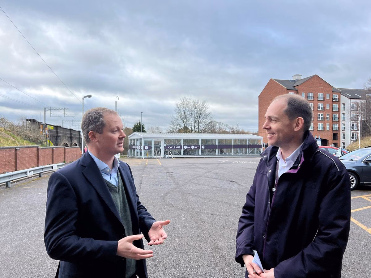 Does Market Harborough station have long-stay parking?