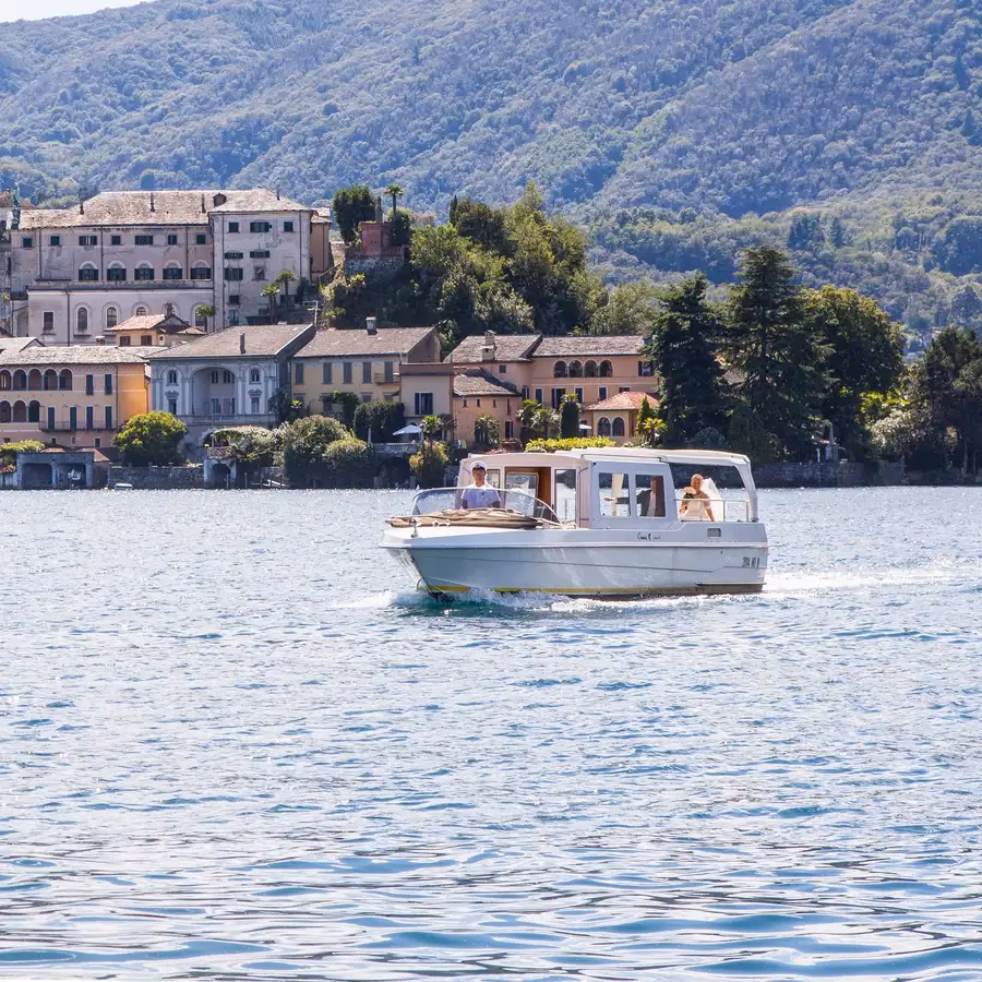 How to get to Lake Orta?