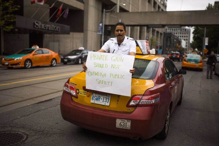 Can a bin lorry help identify poor mobile phone signal in South Yorkshire?