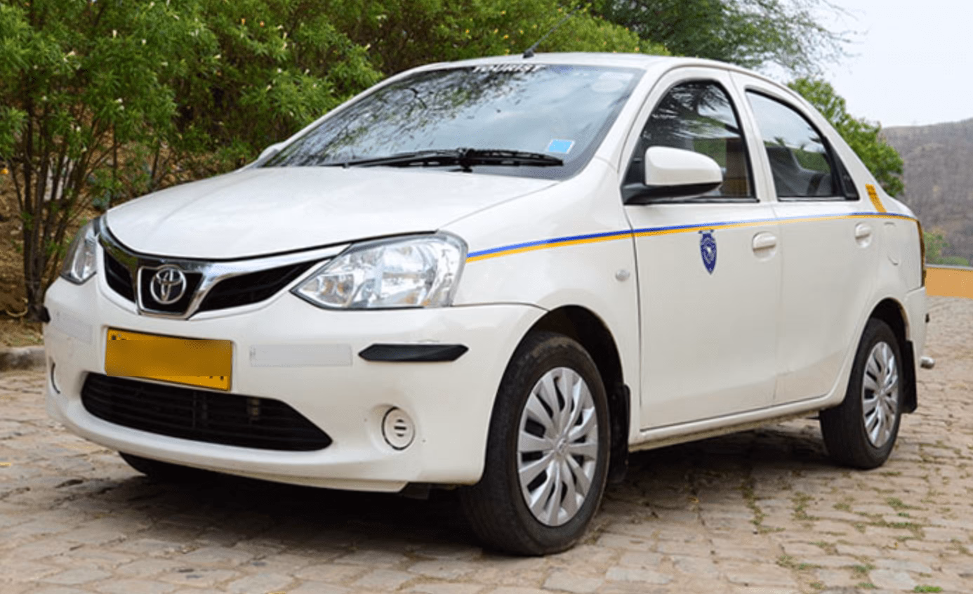 Are prepaid taxis available at Jaipur Airport?