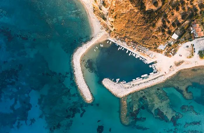 How much does it cost to rent a car in Katelios?