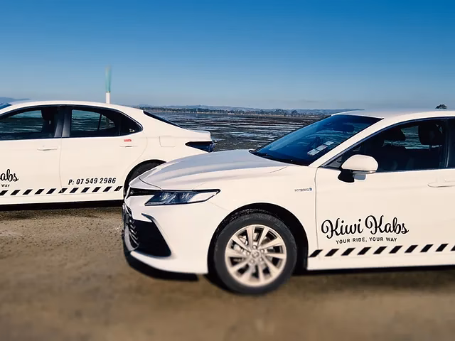 Who is the best tour operator in Katikati?