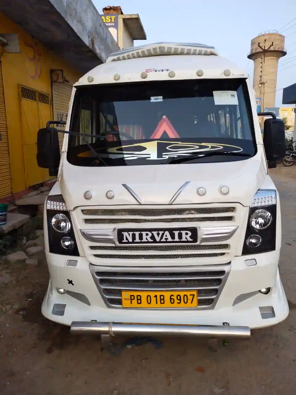 How do I book a taxi with Kingsway taxis?