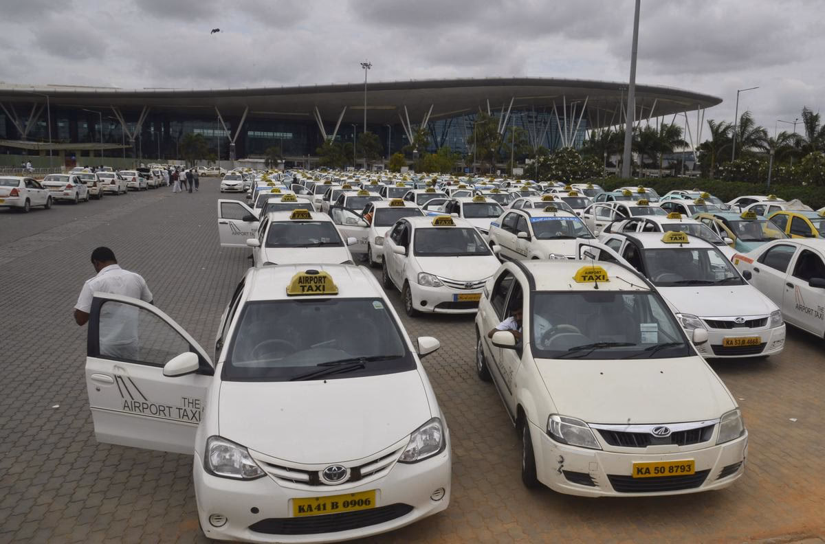 Can You book a KSTDC Airport Taxi online?
