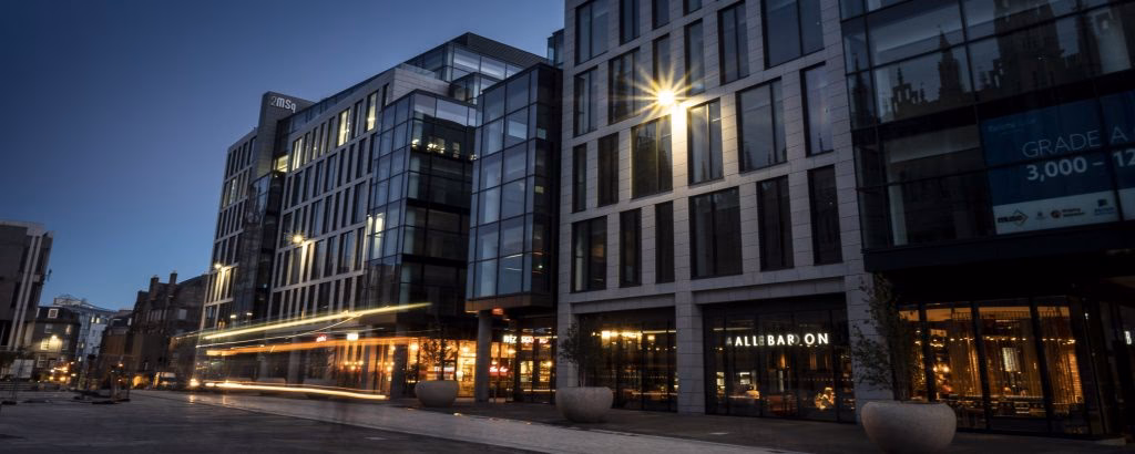 How do I get from Holburn Junction to Lang Stracht?