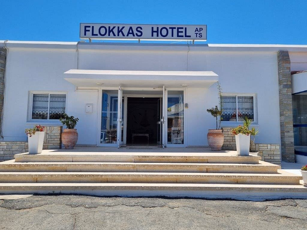 How far is flokkas hotel apartments from the beach?