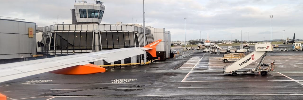 How to get from Belfast to Dublin Airport?