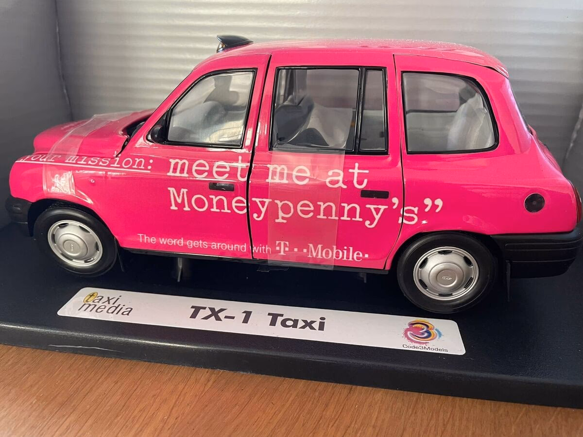 Who made London taxi cab TX1?