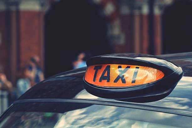 How many London taxi photos are there?