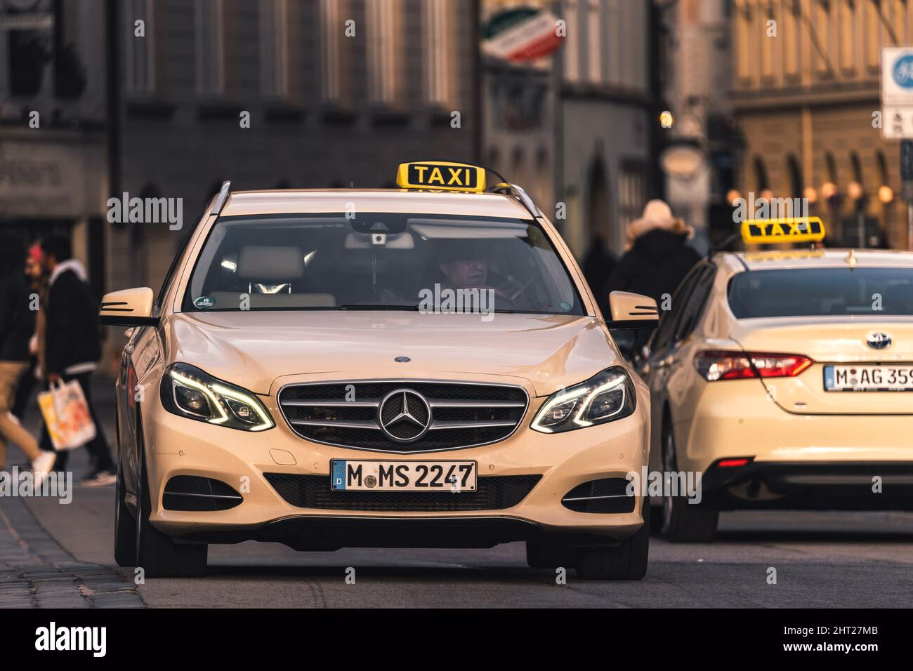 Which luxury car service should you choose?