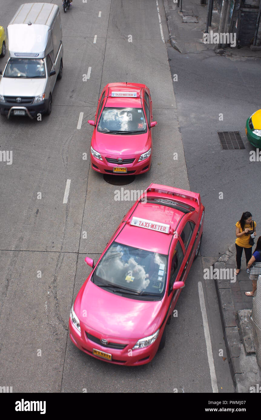 Who is magena taxi & wheelchair accessible?