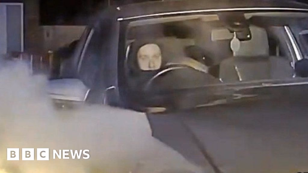 Did a man steal a taxi from Gatwick Airport?