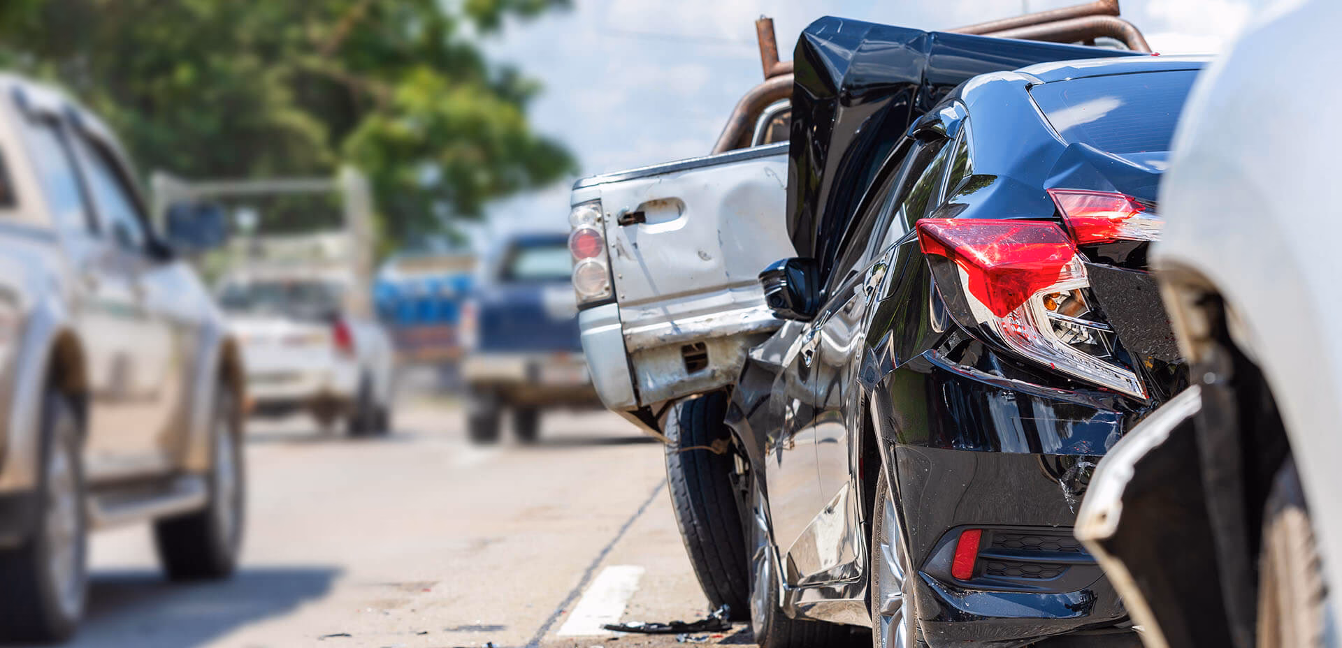 Who are accident claims experts?