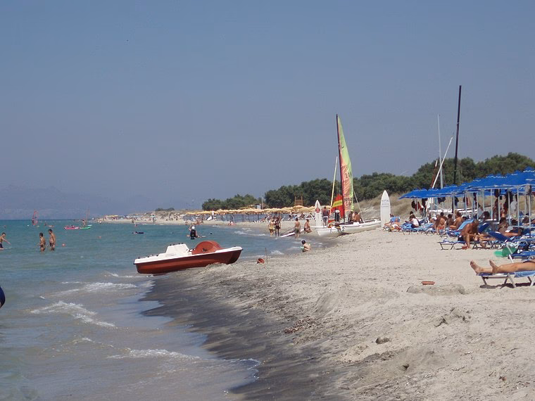 How much does a hotel cost in mastichári?