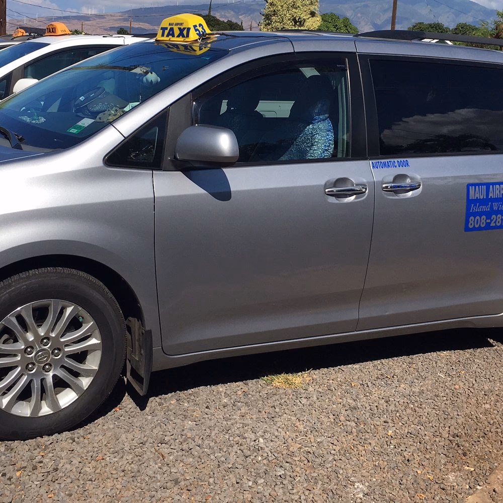 What are people saying about taxis in Maui?