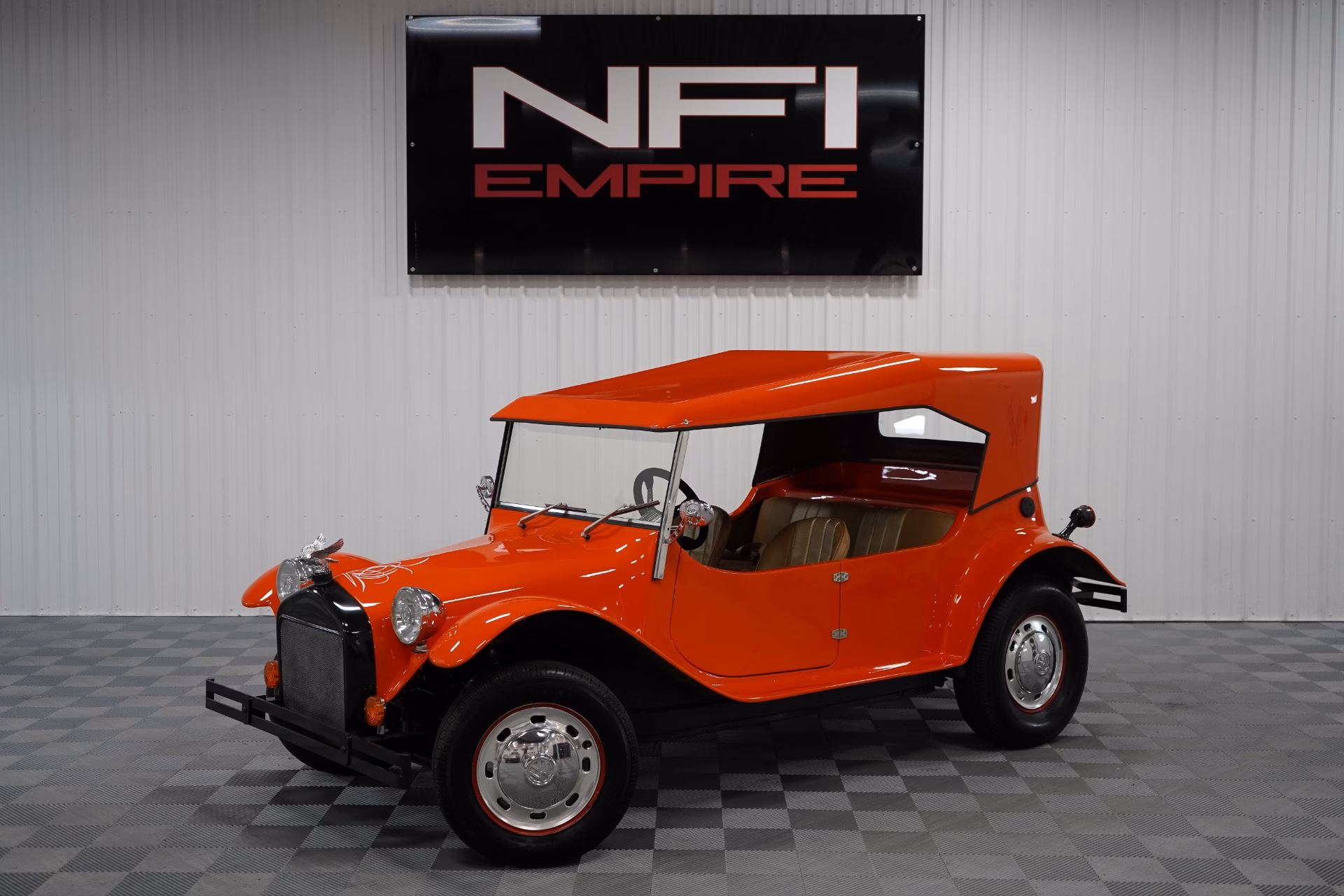 What is a maxi taxi in the Philippines?