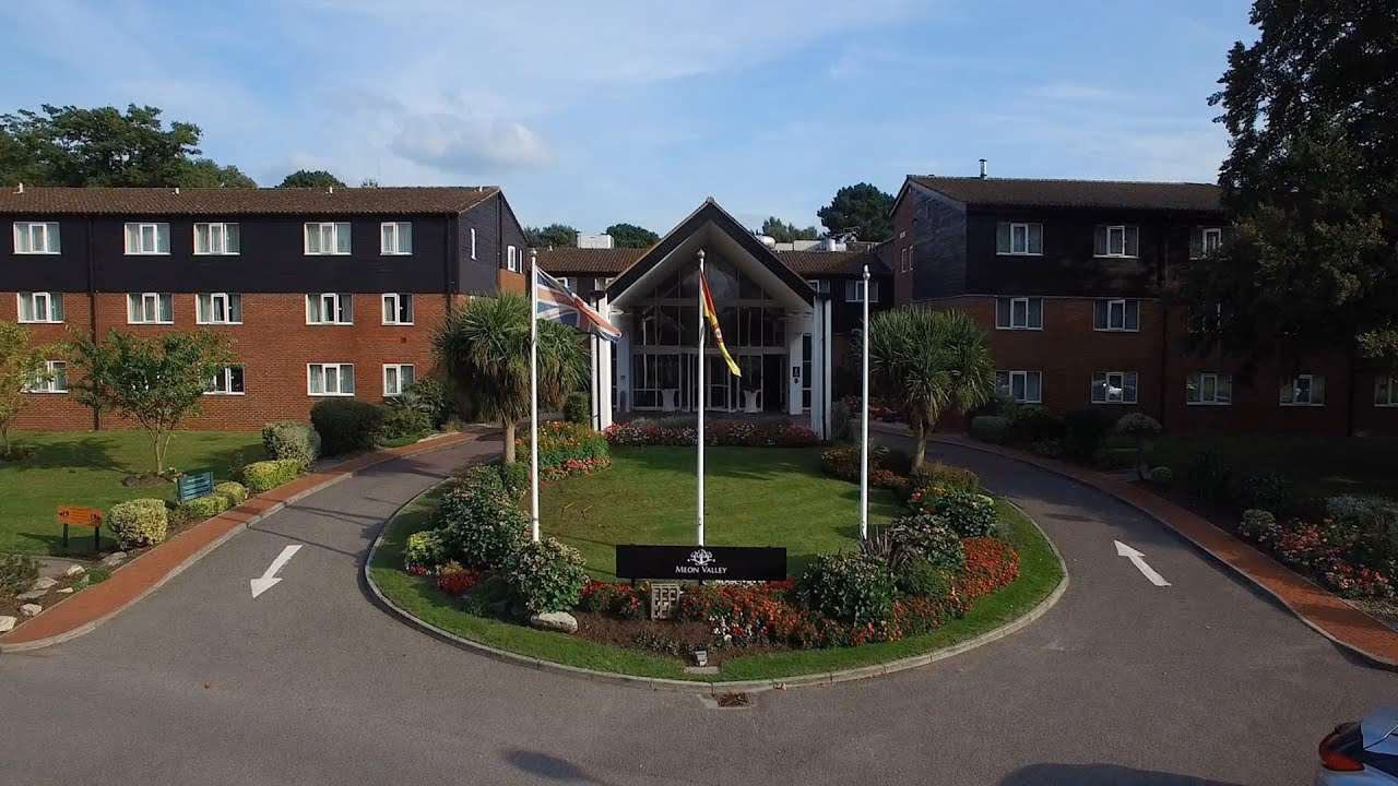 Where do you want to stay at Meon Valley Hotel?