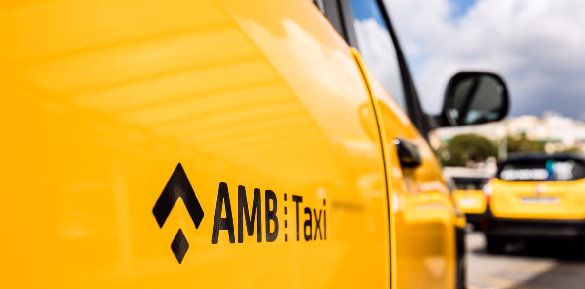 Where can I get a taxi in Barcelona?