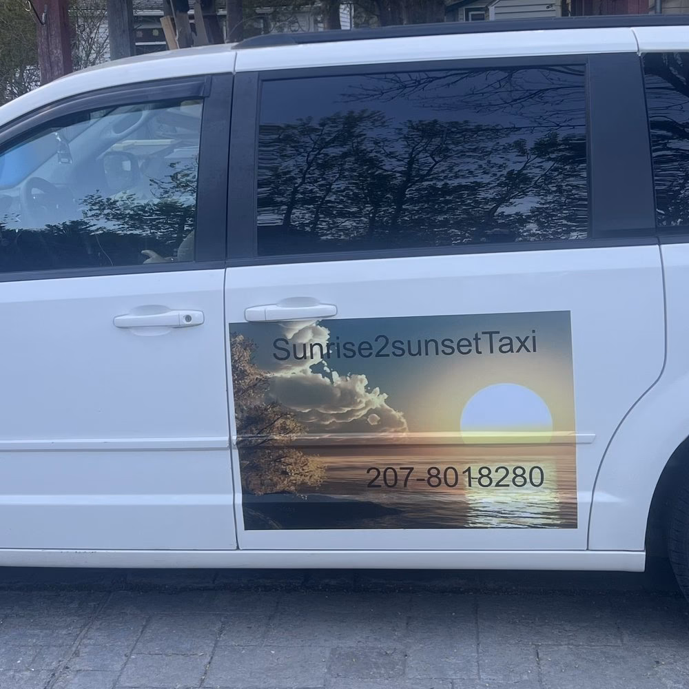 Does Bar Harbor coastal cab accept credit cards?