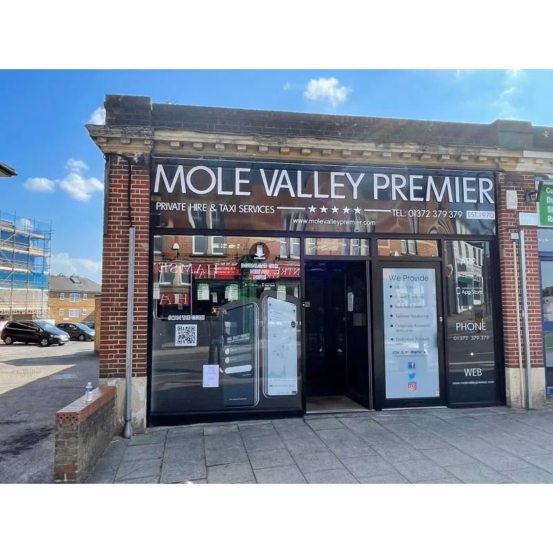 Where can I find Mole Valley Premier taxis in Leatherhead?