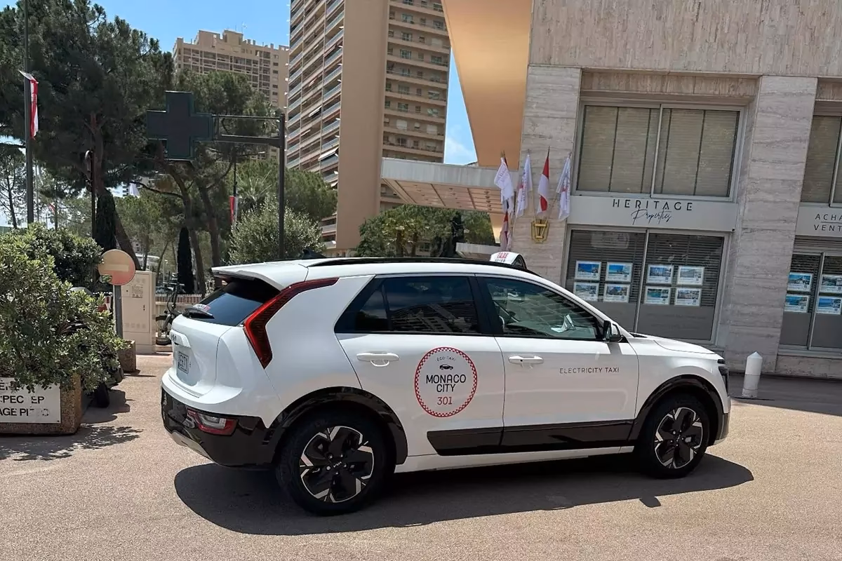 What is the Official Directory of Monaco?