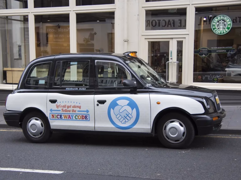 How much does a black taxi cost from Edinburgh Airport?