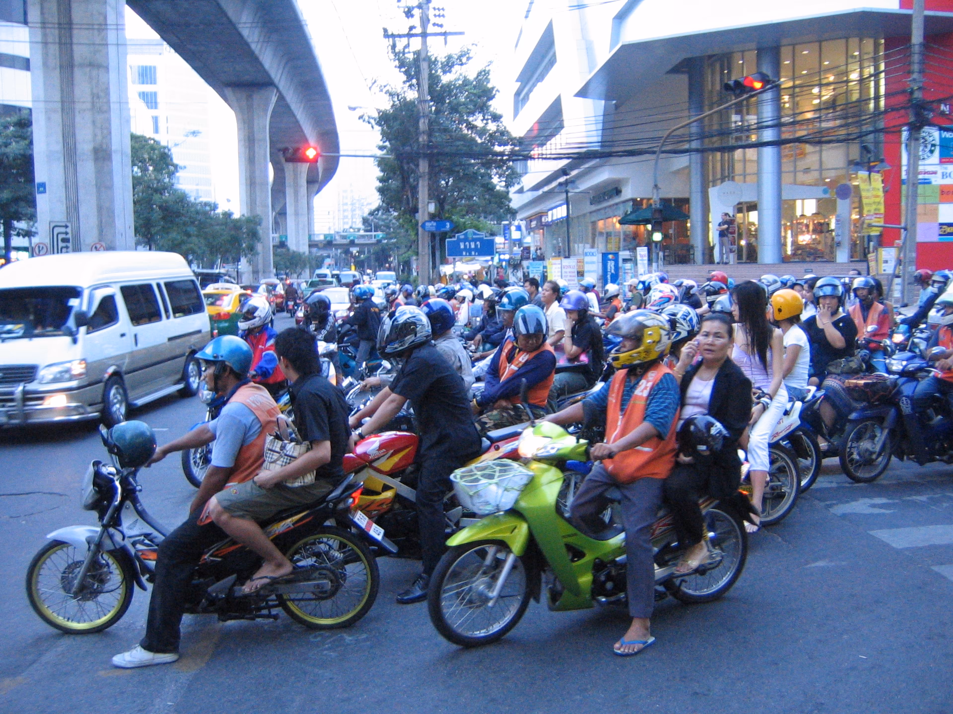 Do taxi drivers need a medical summary?