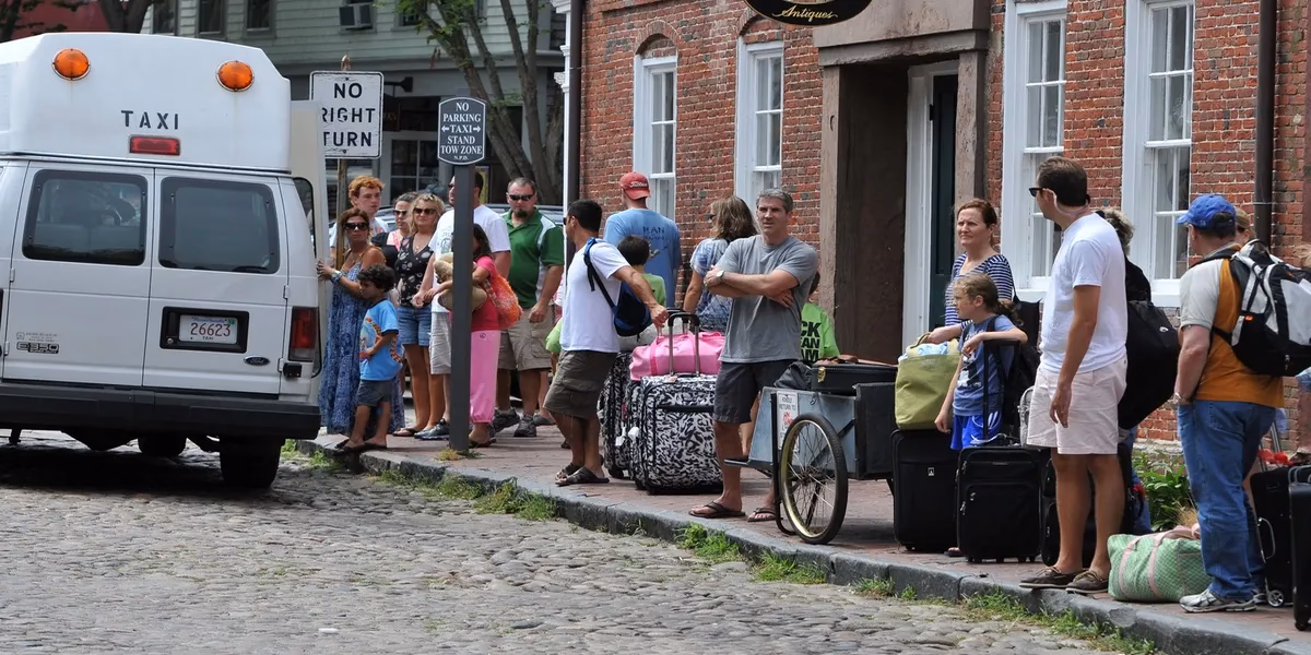 Are there wheelchair-accessible taxis on Nantucket?