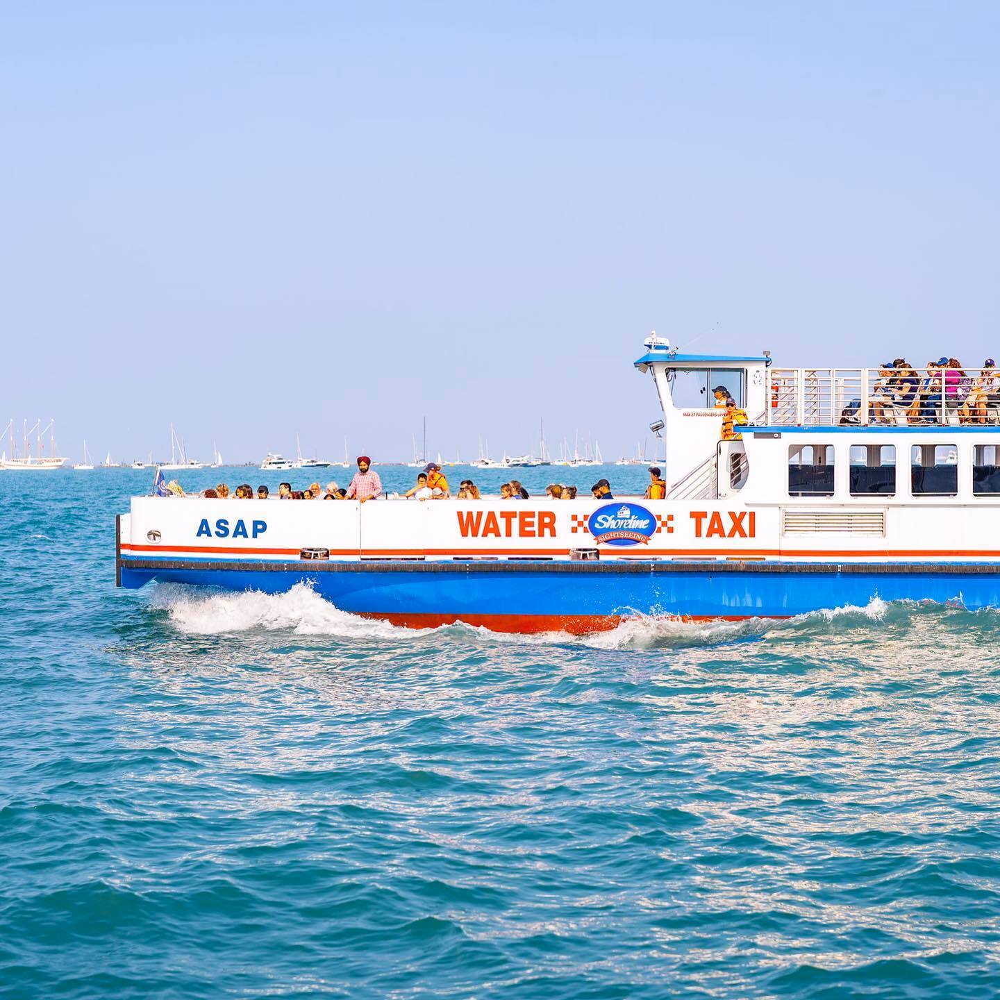 Can you take a water taxi from Navy Pier to Museum Campus?