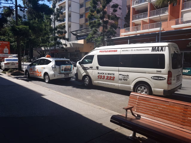 What is the closest train station to Kelvin Grove?