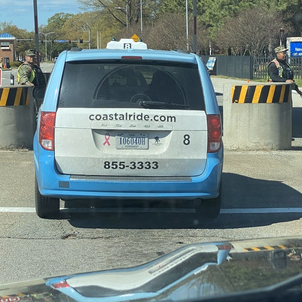 What are the best taxi services in Newport News?