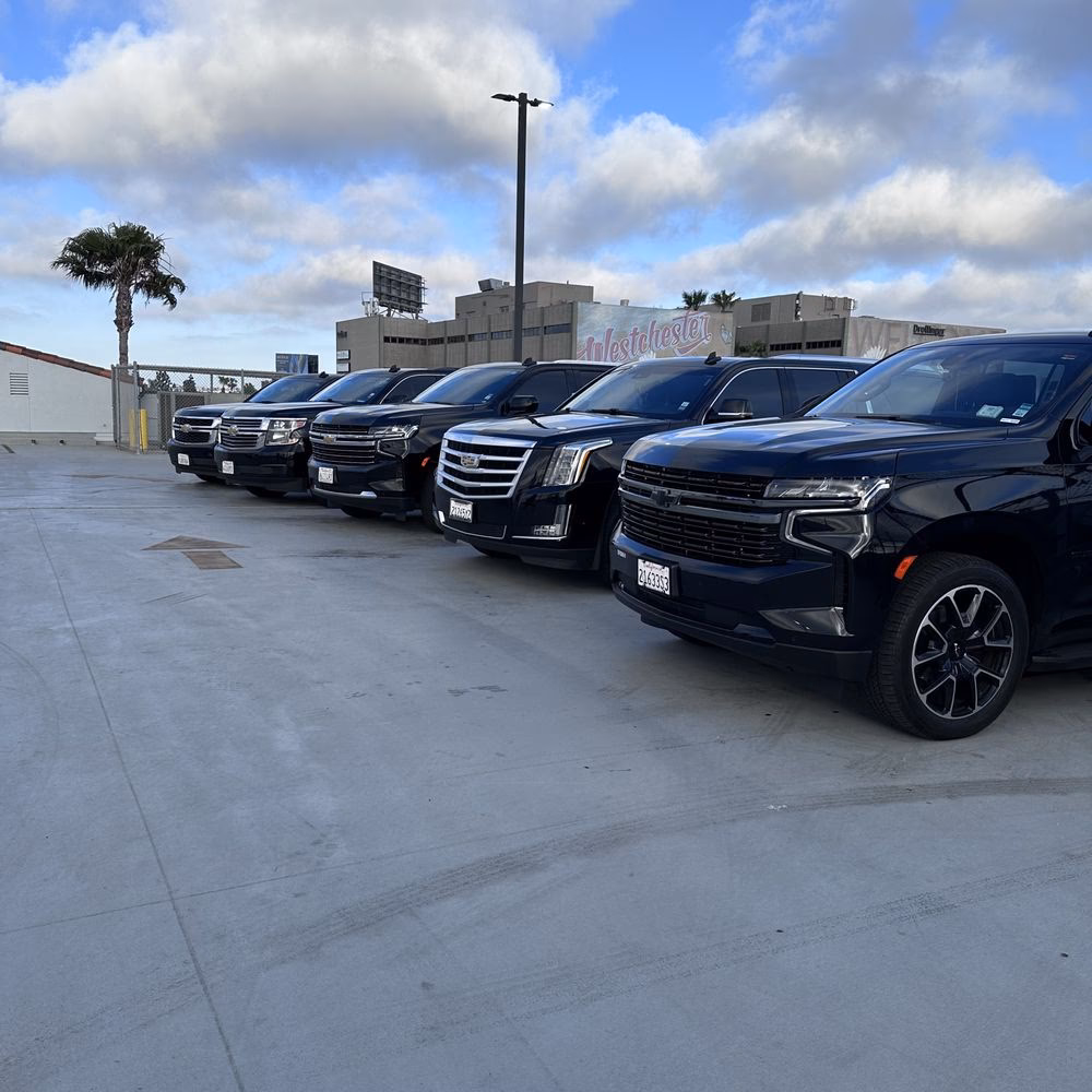 Who are oak tree cars?