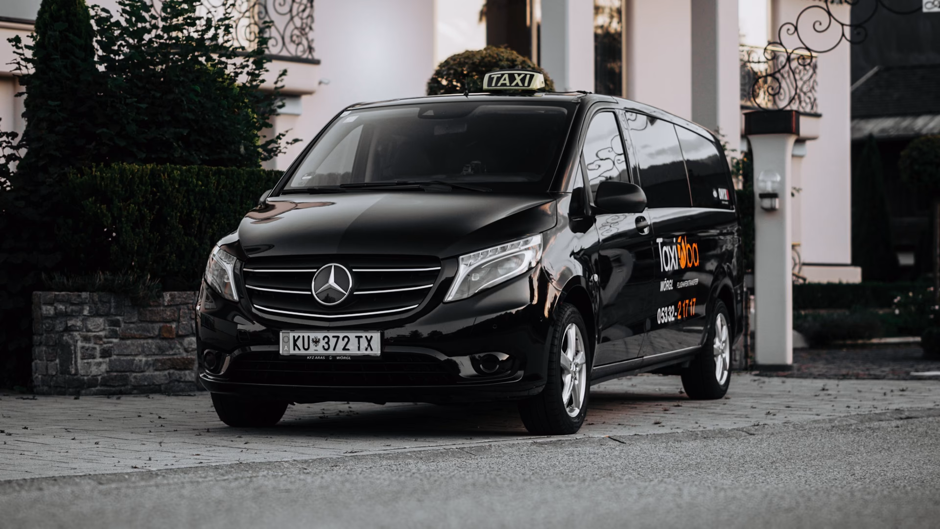 What is an online business account (Oba)?