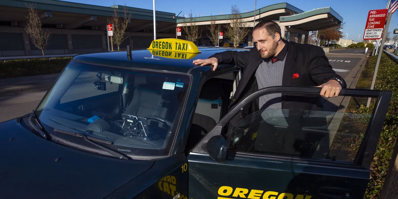 Is Oregon taxi a good airport shuttle service?