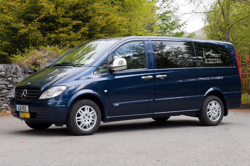 Who runs Owen's private hire & mini coaches?