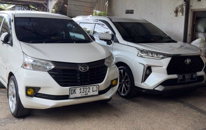 How to get from Seminyak to Padang Bai Bali?