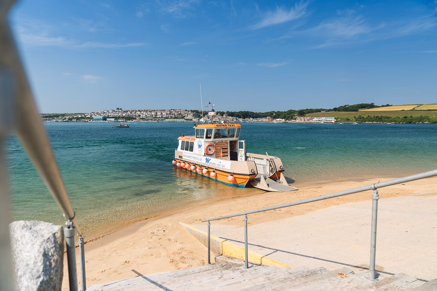 How do I get from Padstow to rock?