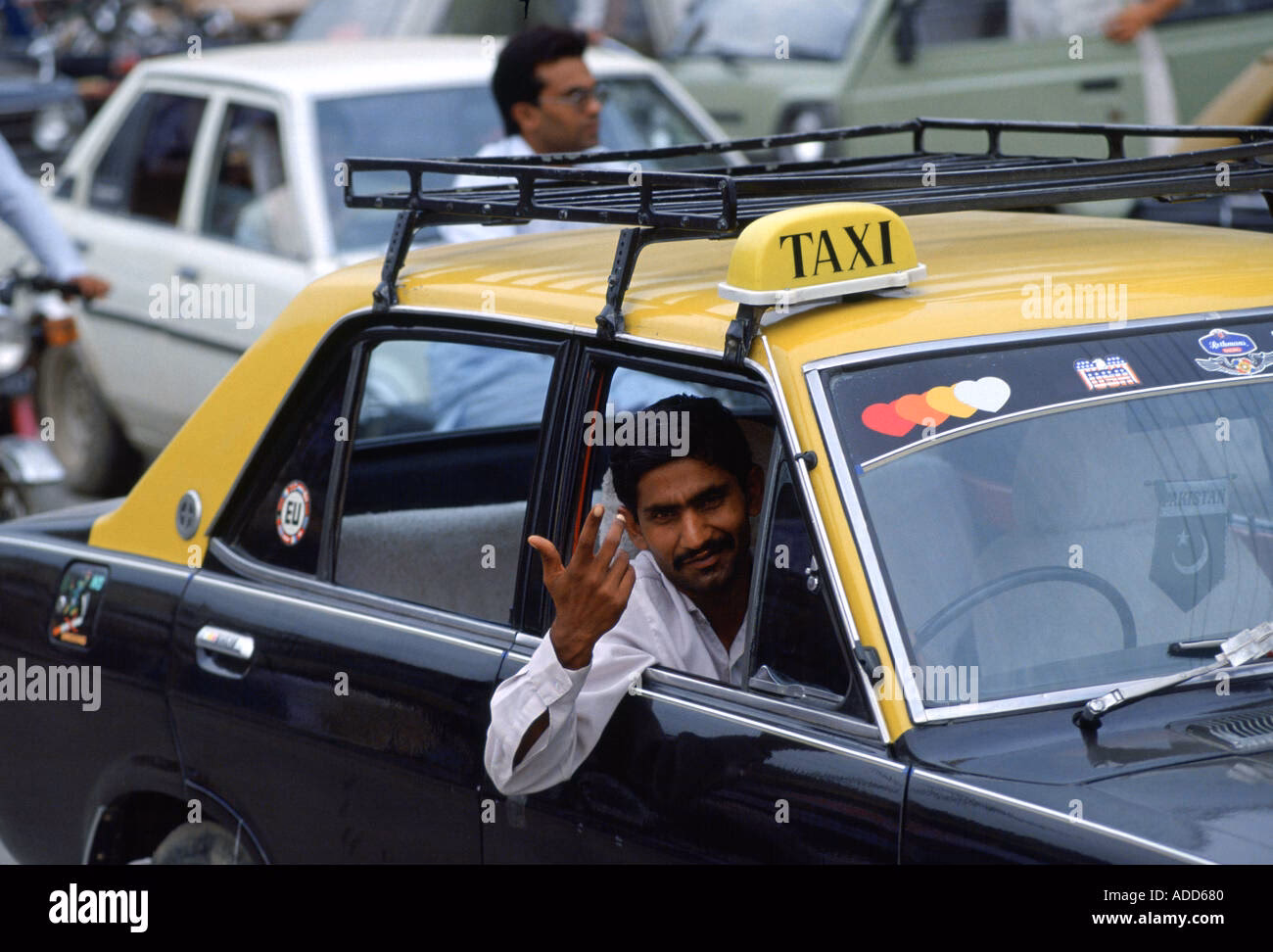 Where can I get a cab / taxi service in Pakistan?