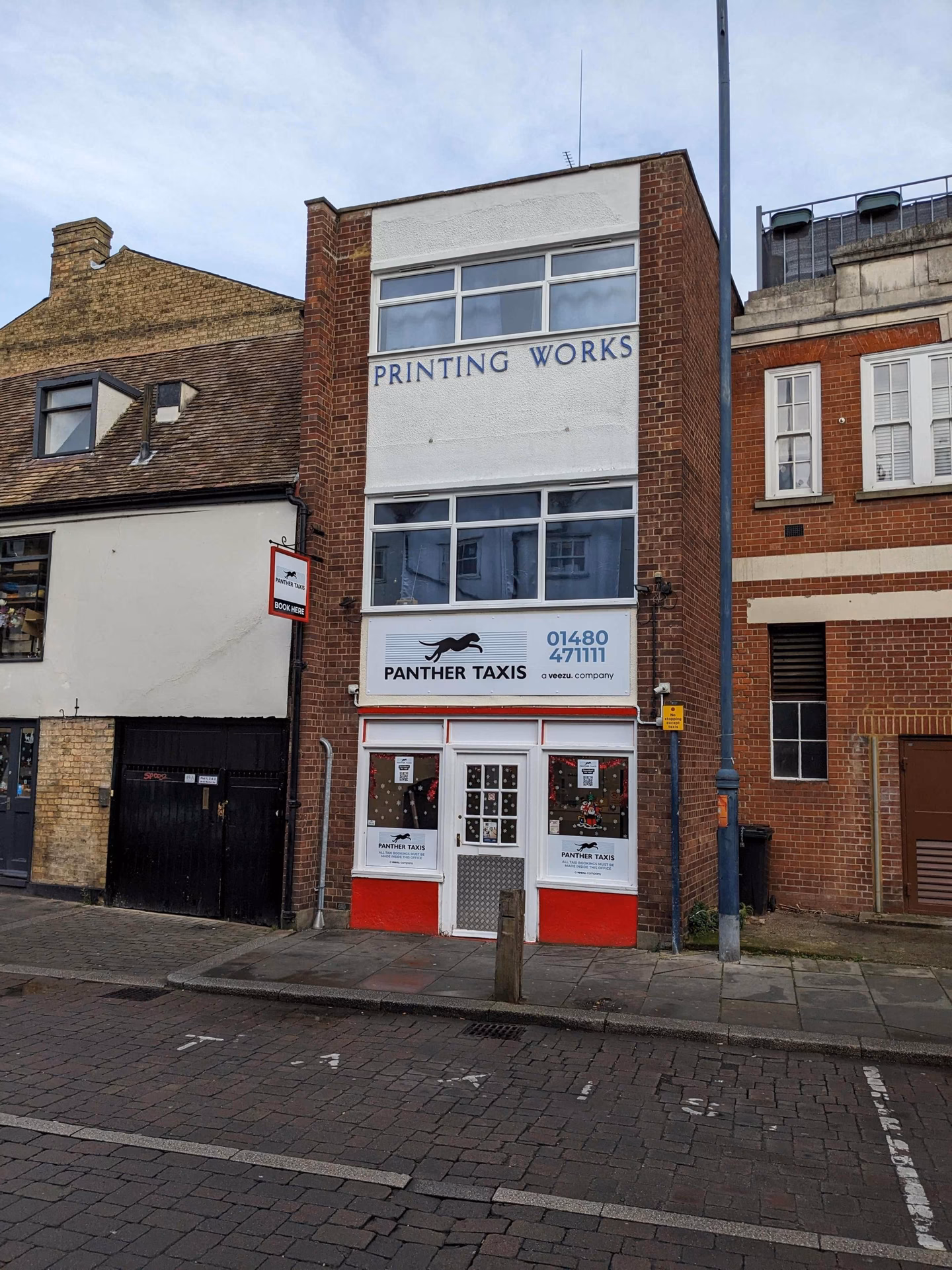 How do I book a panther taxis?