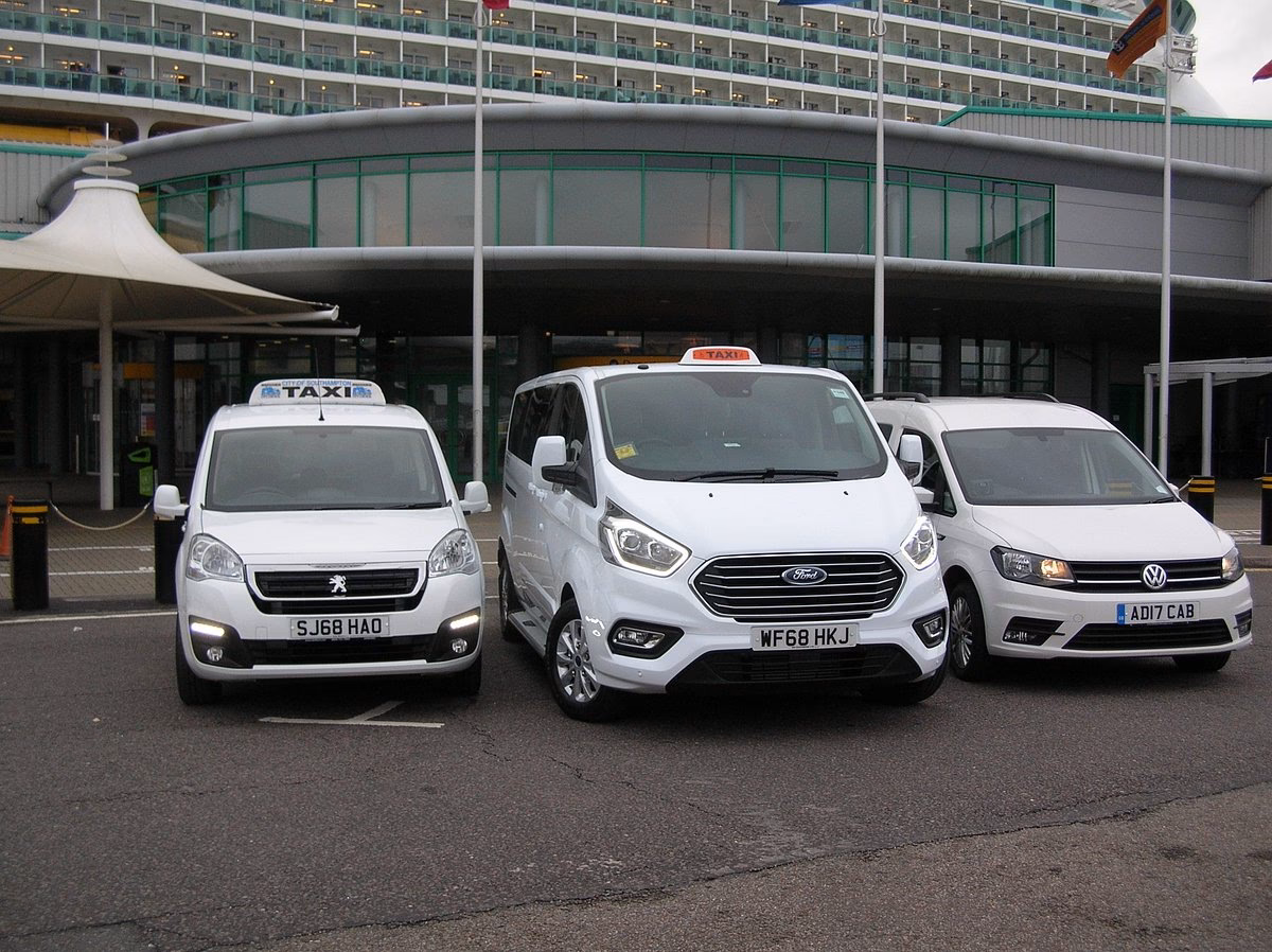 Can Paragon taxis transfer from London Airport to Southampton cruise terminal?