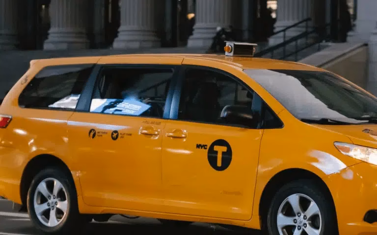 How do I get from Perth Airport to Swan Valley?