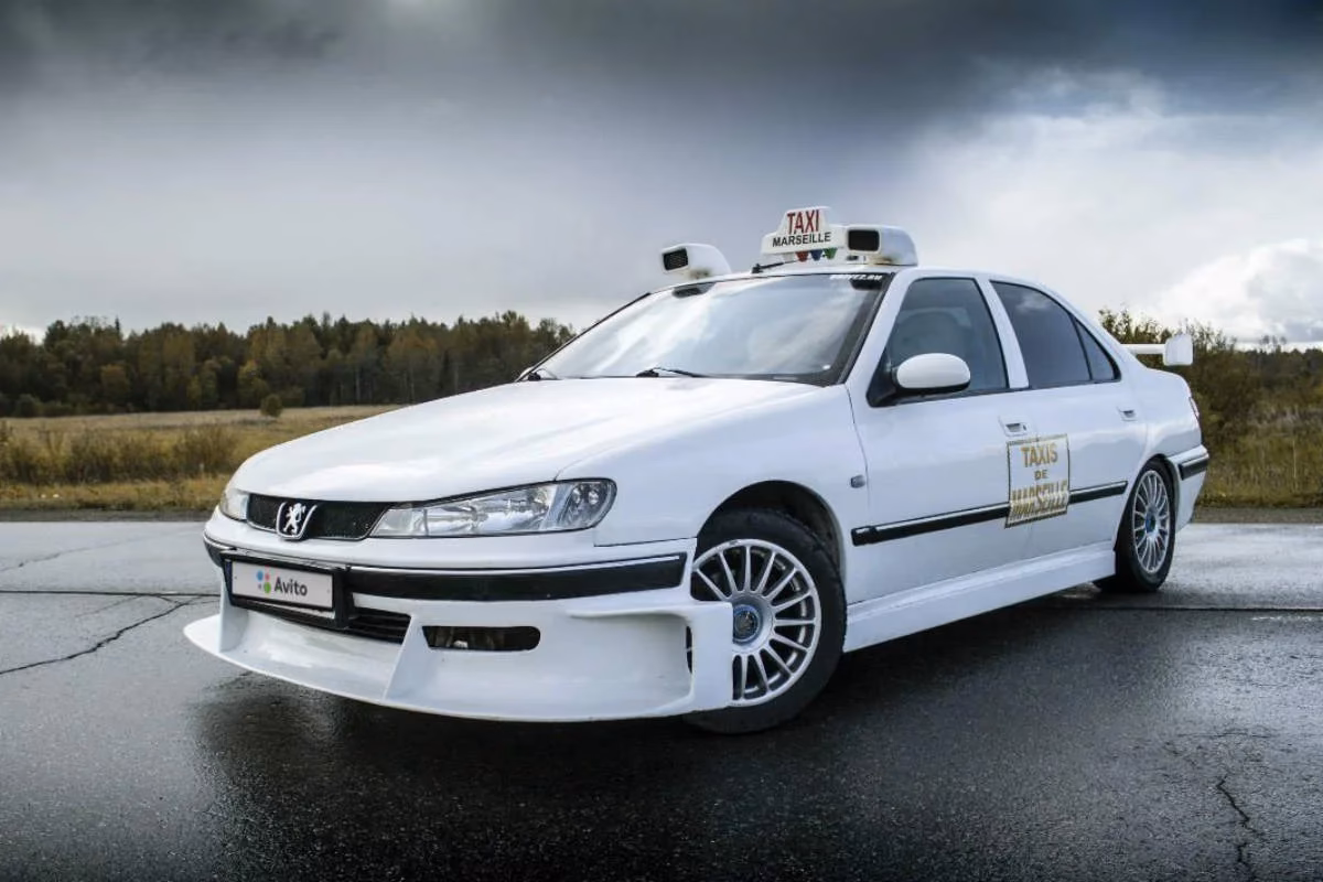 What are the features of Peugeot 406 taxi?