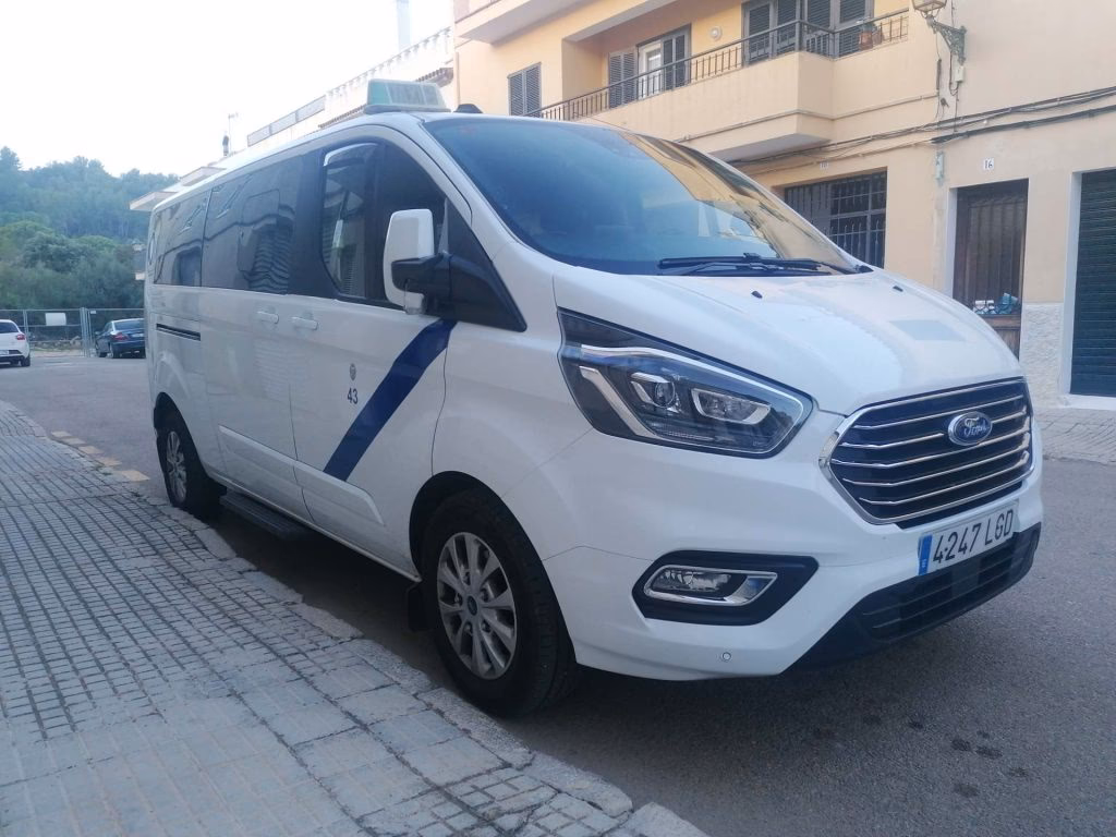 How to get to Puerto Pollensa?