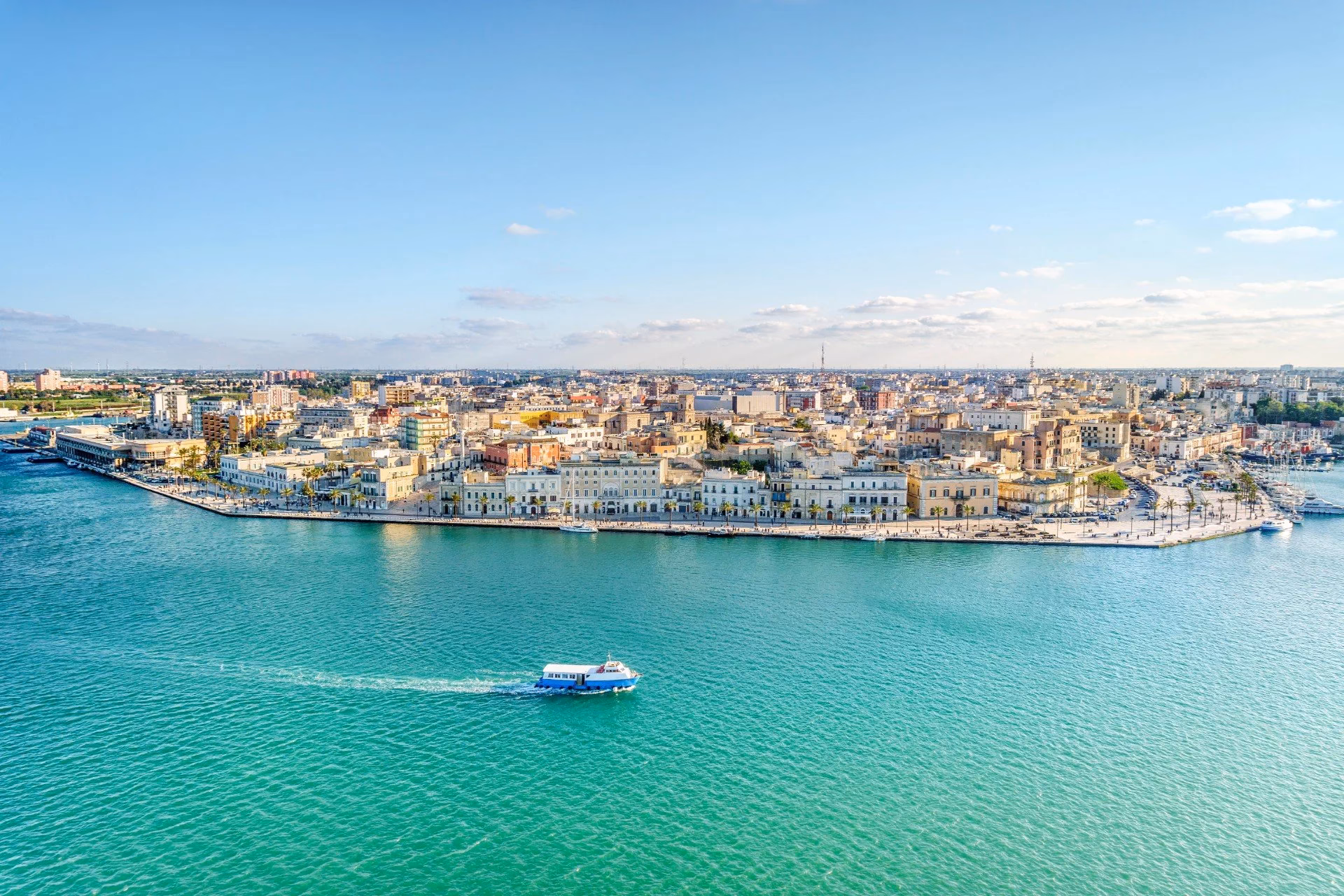 How to get from Brindisi - Costa Morena to BDS airport?