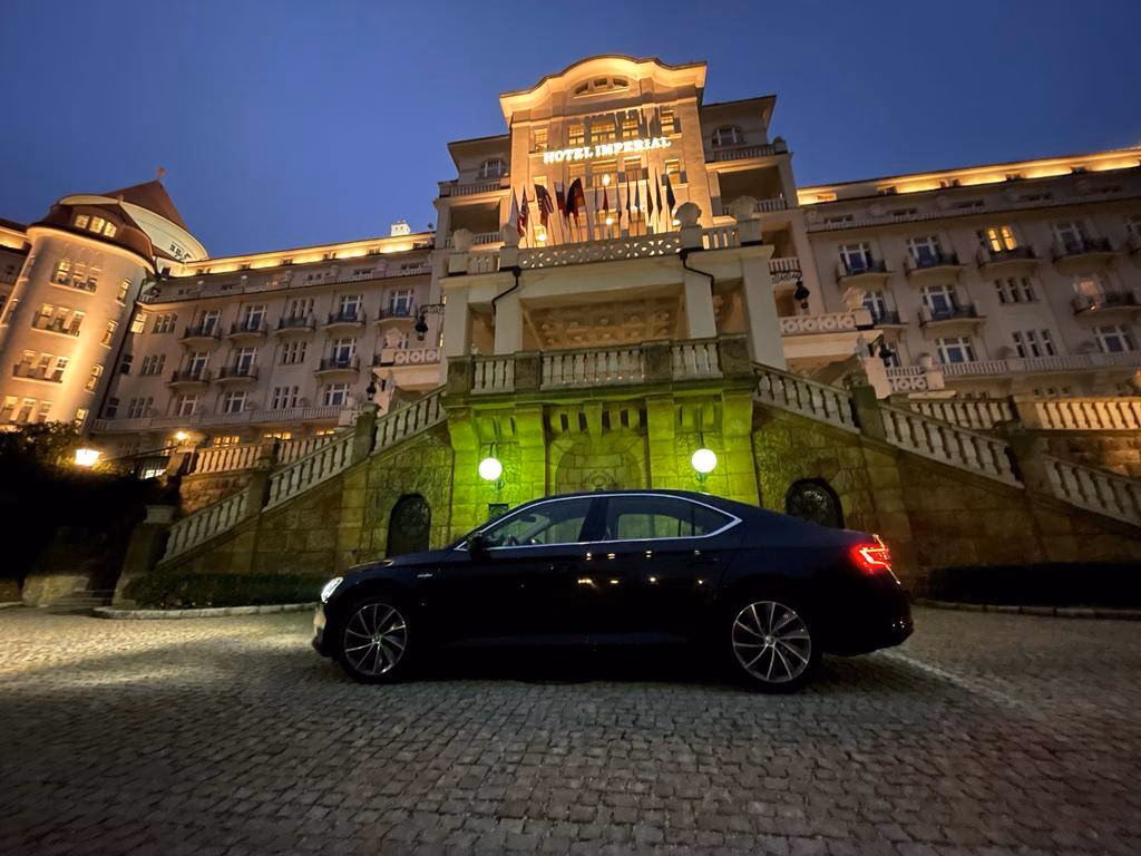 How to travel from Prague to Karlovy Vary with taxi2taxi?