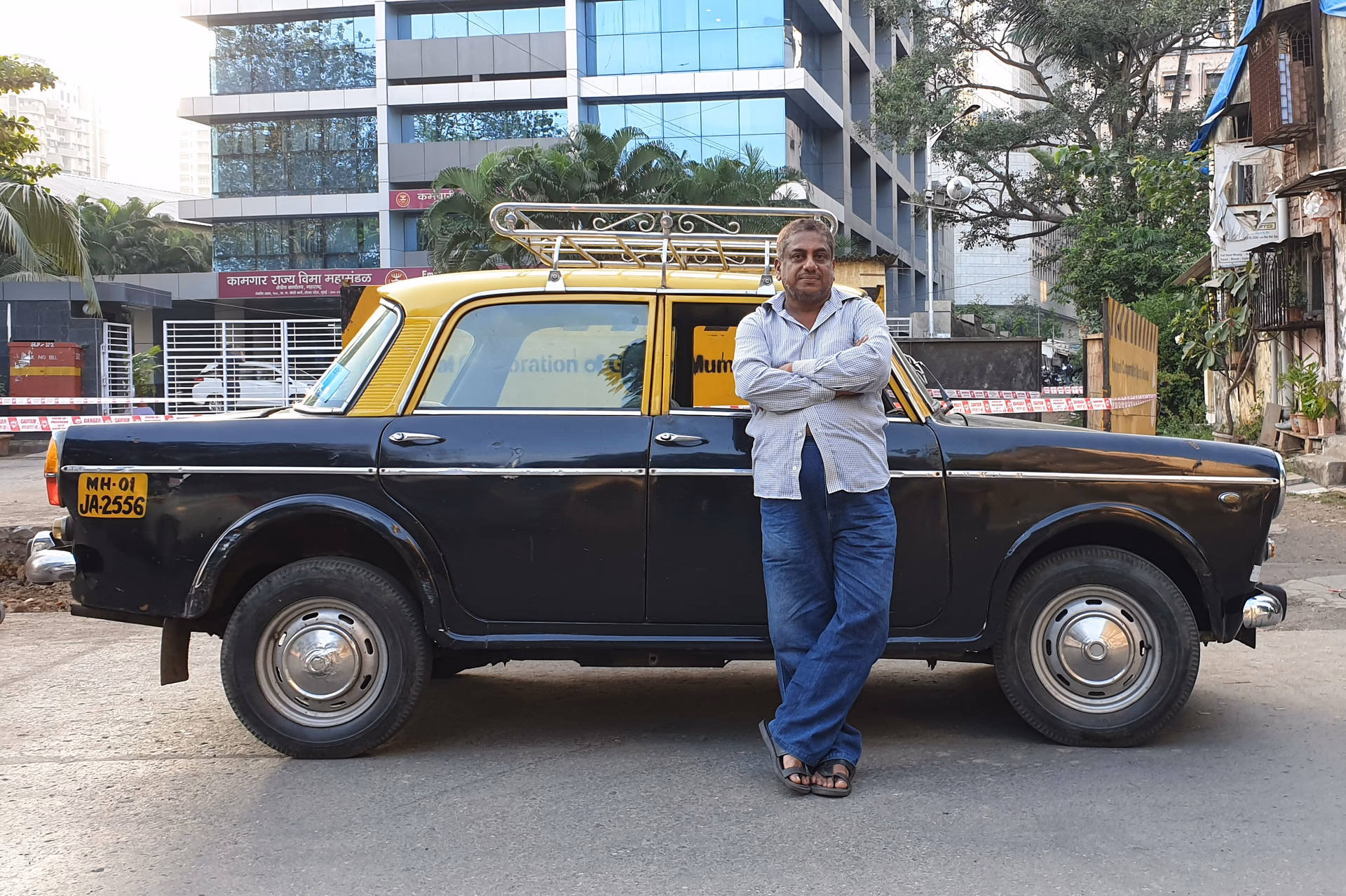 What happened to the iconic Padmini taxi in Mumbai?