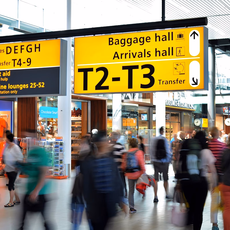 Are there taxis at Glasgow Prestwick Airport?