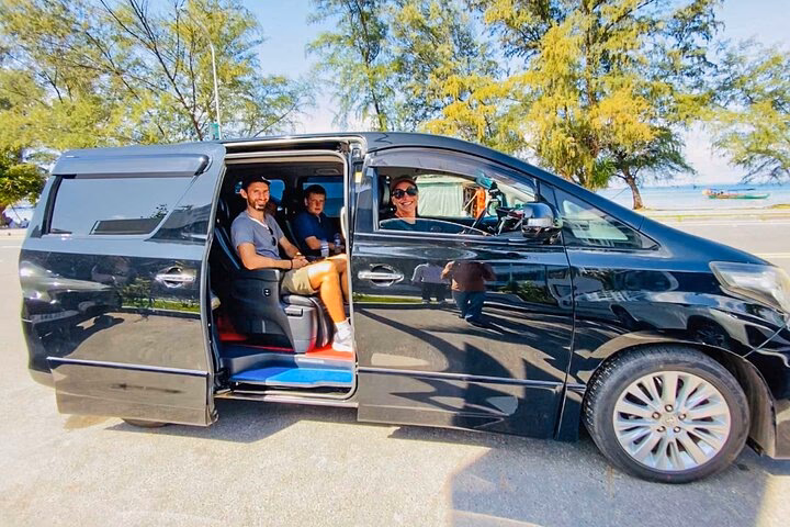 How to get from Phnom Penh to Kampot?