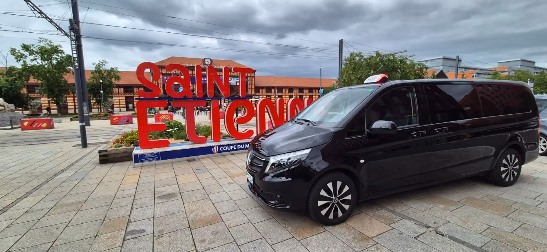 Comment Aller de Saint-Étienne à l'aéroport de Lyon ?