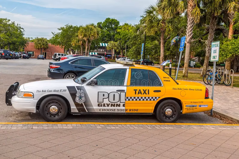 Who is Pisa Airport transfer?